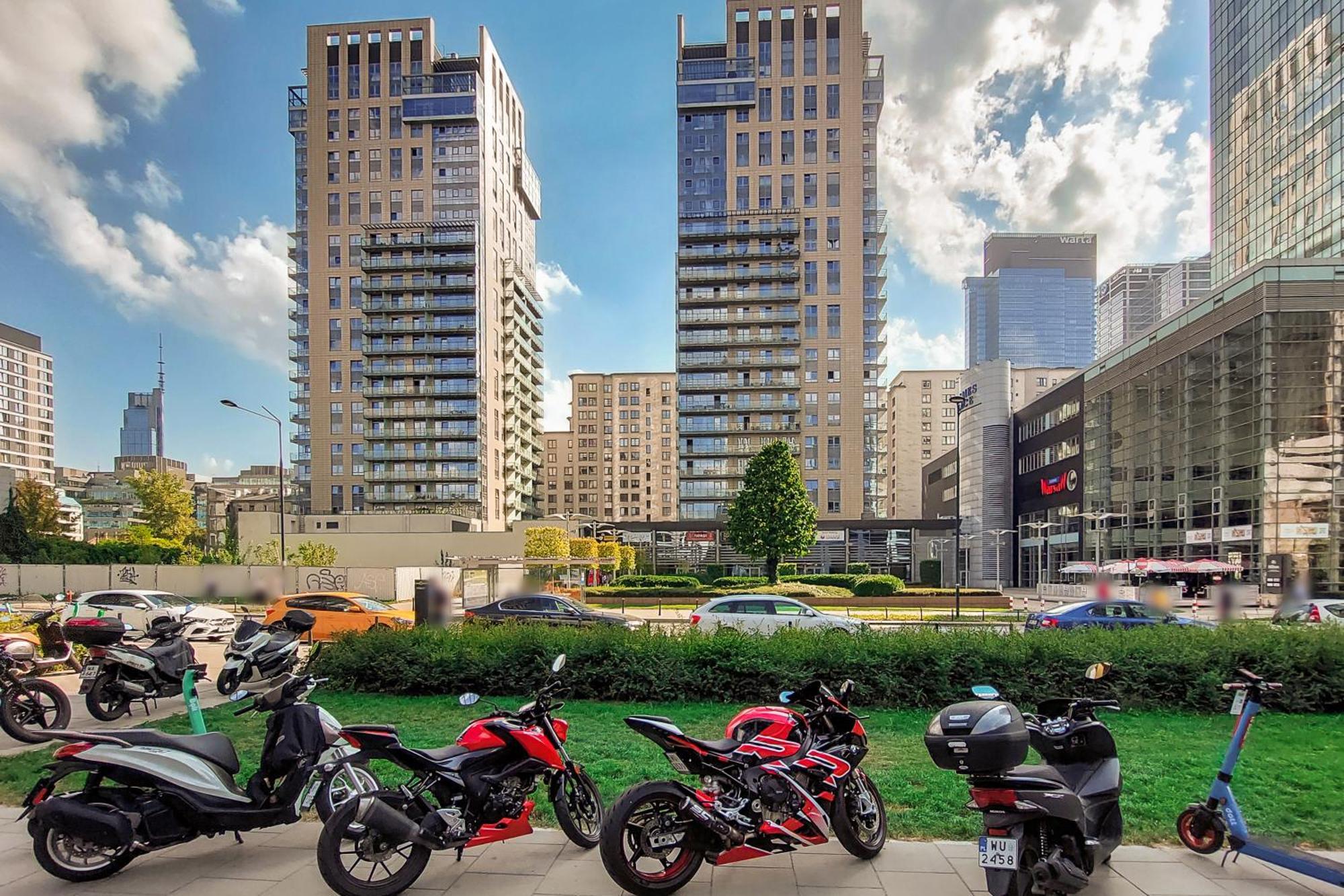 Lumina Apart With Balcony Platinum Tower Варшава Экстерьер фото