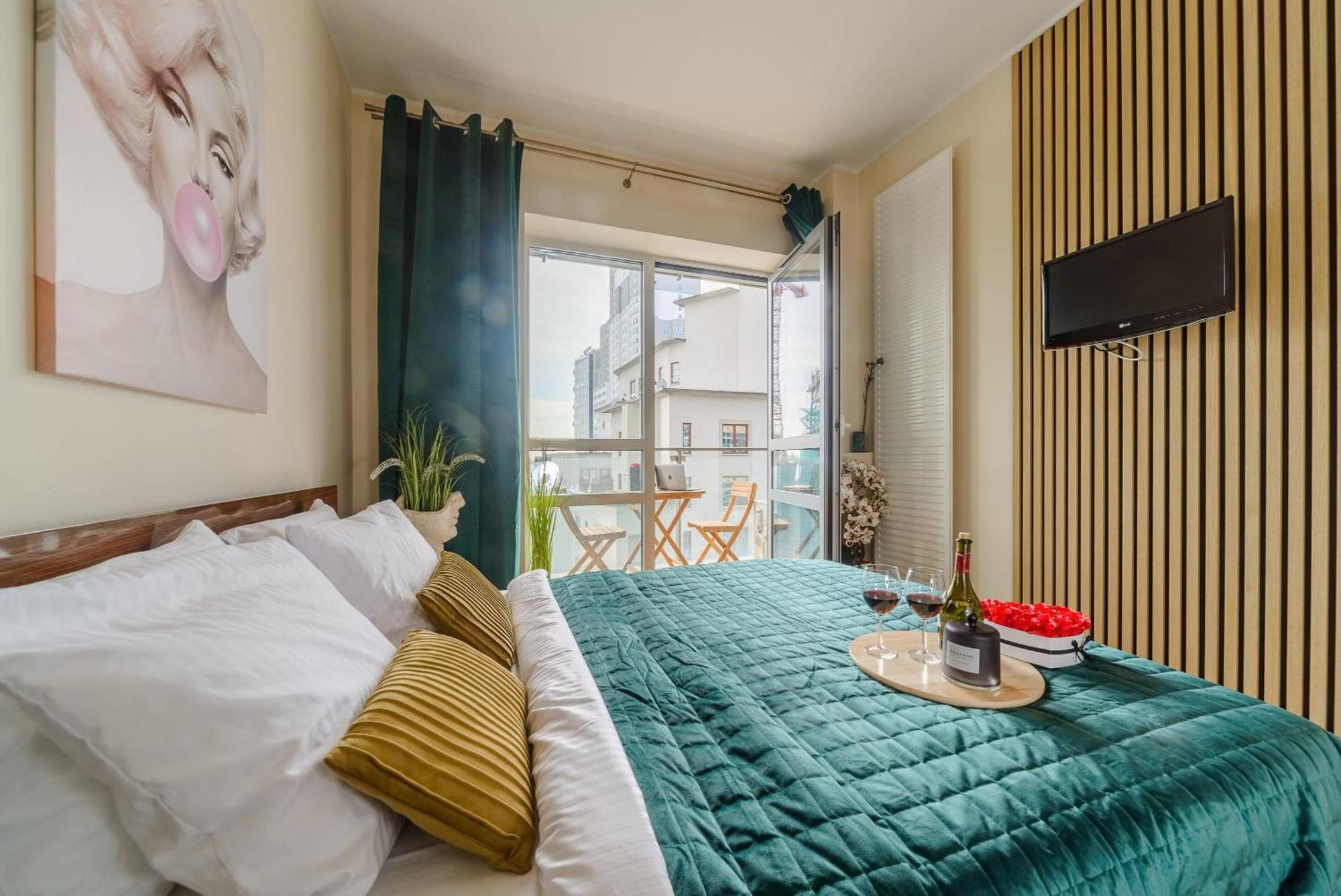 Lumina Apart With Balcony Platinum Tower Варшава Экстерьер фото